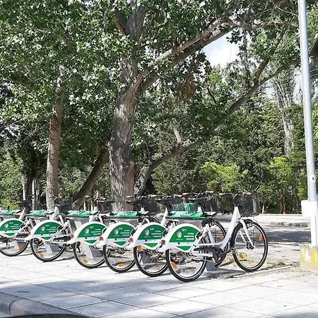 Apartman Acropolis With Parking Next To Center *