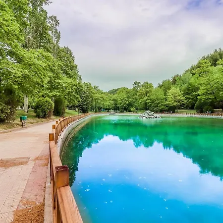 Acropolis With Parking Next To Center *