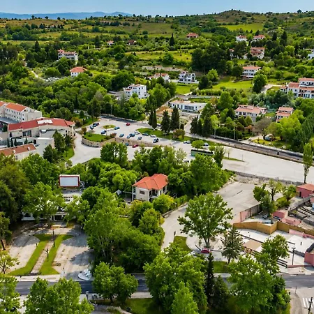 Acropolis Parking Ev Next To Center Serres