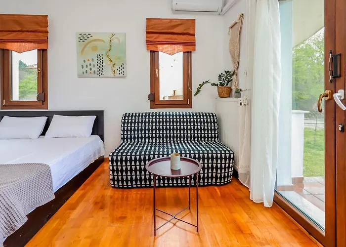 Acropolis With Parking Next To Center Apartamento *